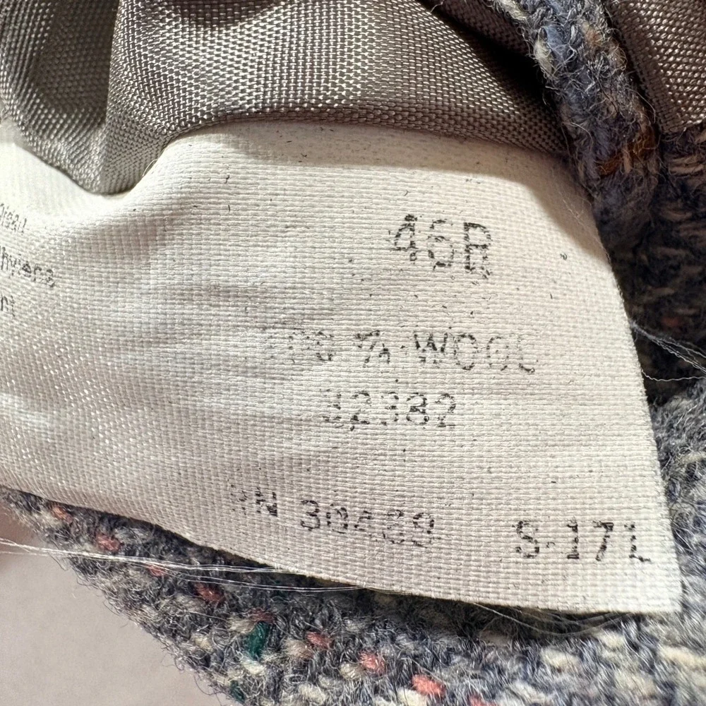 Oakton Ltd Wool Blazer Mens 46R Grey Herringbone Windowpane Sport Coat USA Made